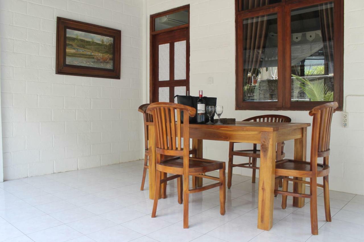 White Creative Villa Campuhan Ubud  Exterior photo